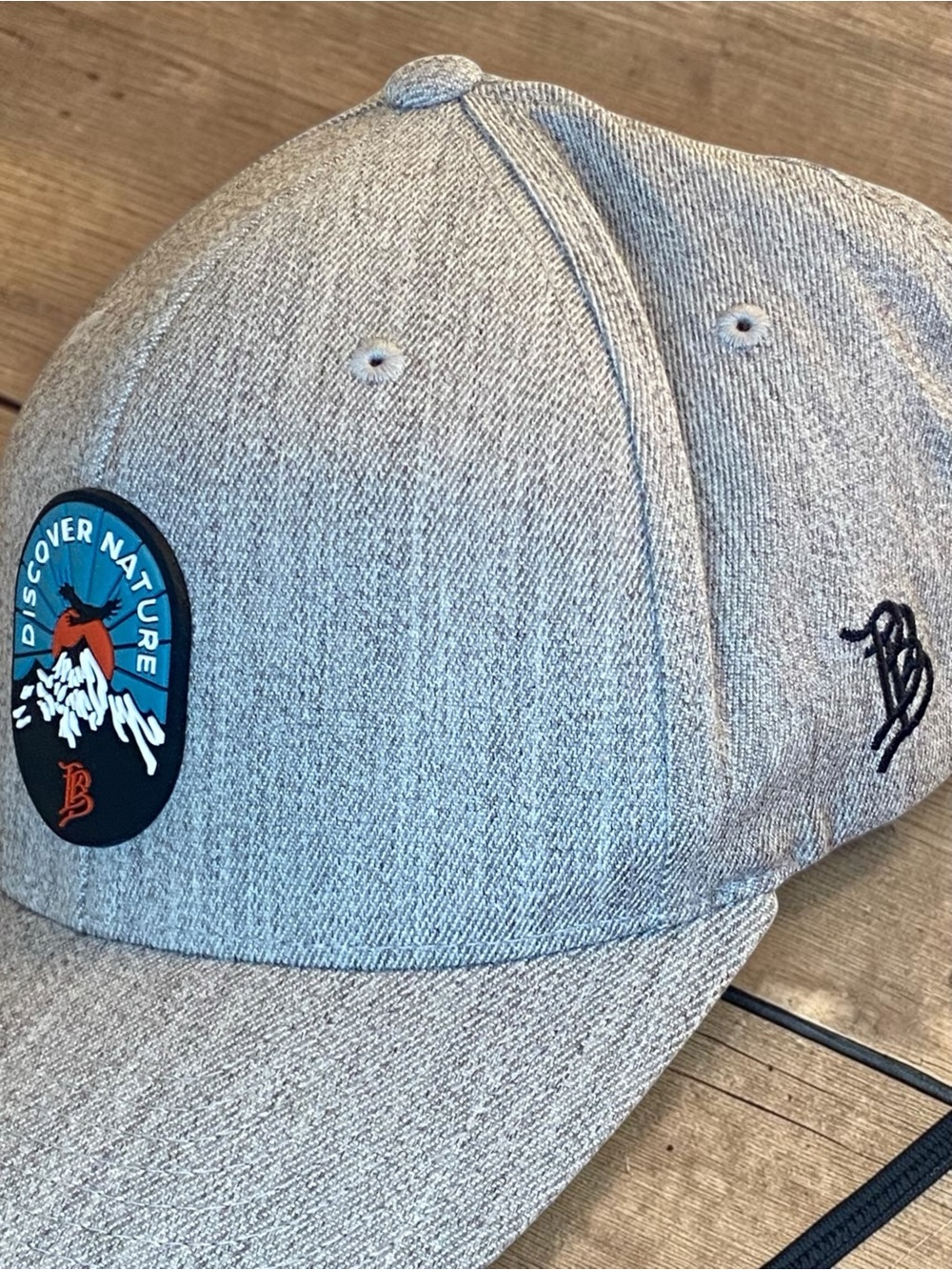 BRANDED BILLS - “Discover Nature” PVC Patch Grey Men's Baseball Cap